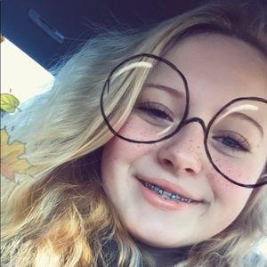 Meet your Posher, Molly